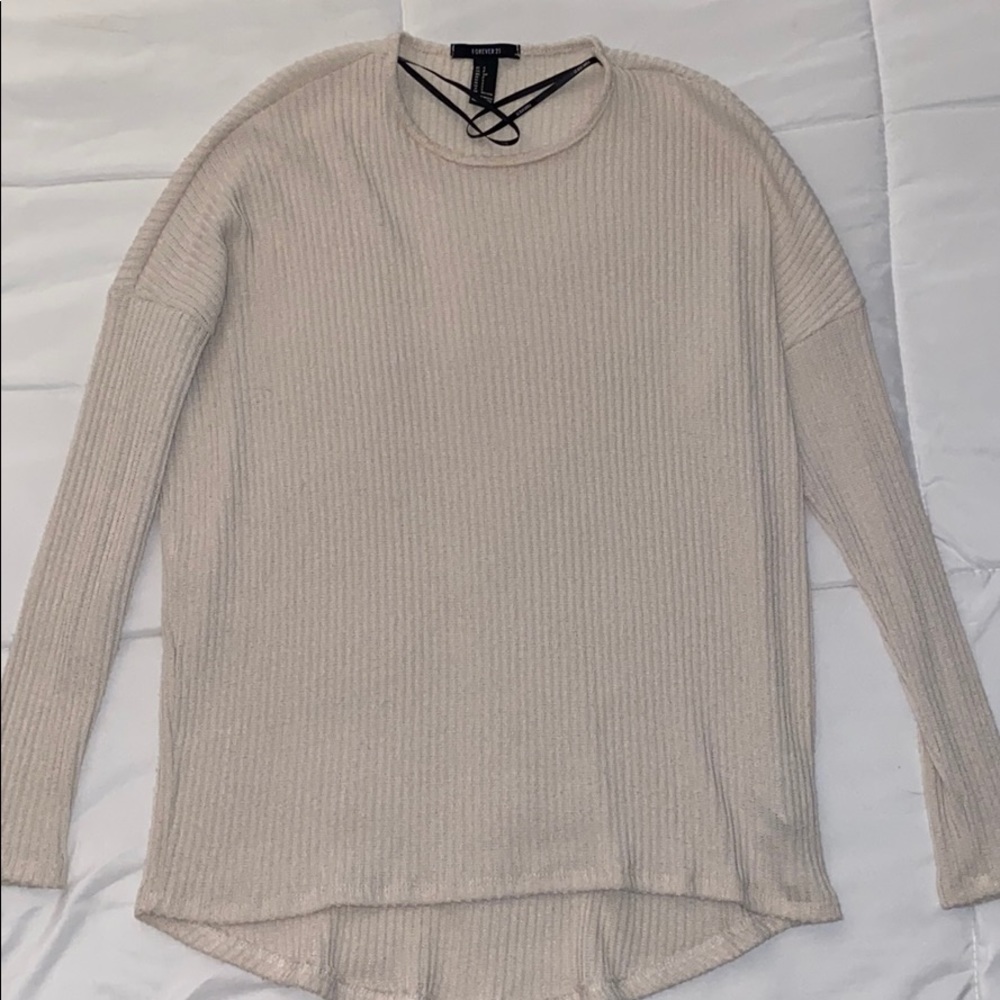 Small cream Sweater